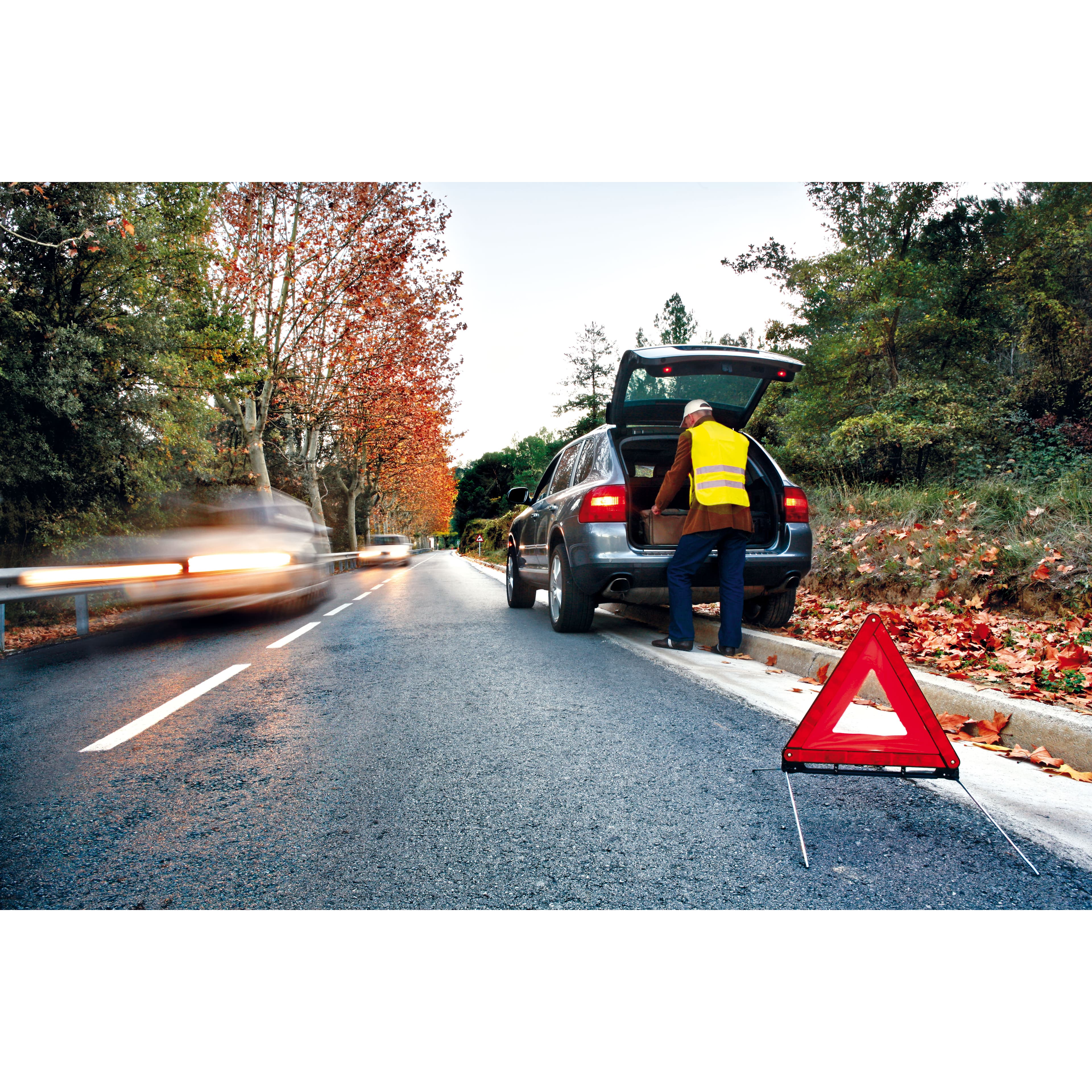 WARNING TRIANGLE (1) + (1) HI-VIS SAFETY